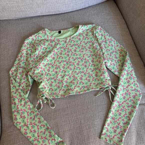 Green and pink crop top - Picture 1 of 2